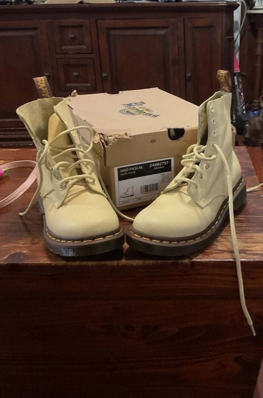 Dr. Martens 1460 Pascal Virginia Leather Boots in Pastel Yellow